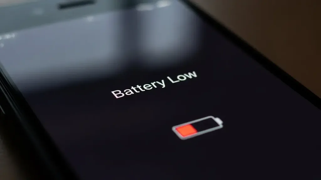 I tested 15 Phones for 5G battery drain. Your signal is stealing 20-40% of battery life. Here's why and how to stop it